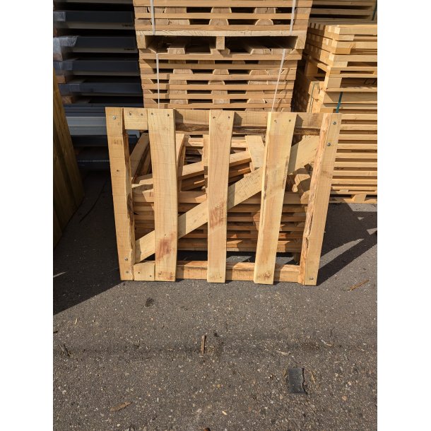 Sjlvstngande grind 120cm obeh. robinia