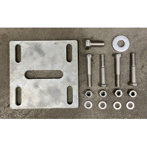 Mellanplatta 160 x 160 mm, fr montering p markskruv (3910)